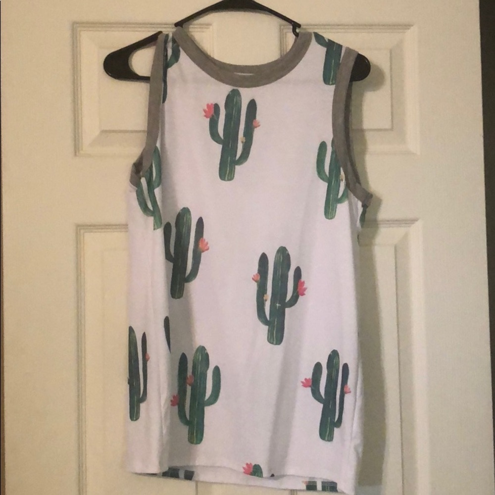 Cute Cactus Tank! Size Medium!